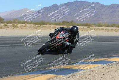media/Mar-24-2025-Moto Forza (Mon) [[57ce5c5cff]]/1-Advanced Group/Session 3 (Turn 6 Inside)/